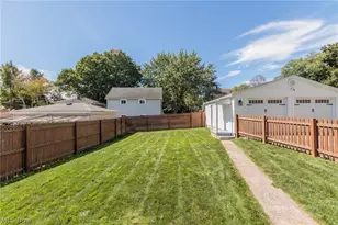 796 Graceland Ave, Barberton, OH 44203 - Photo 38