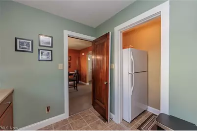 796 Graceland Avenue, Barberton, OH 44203 - Photo 18