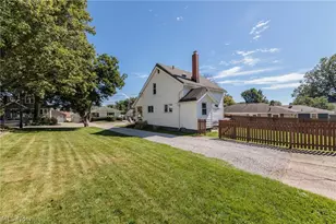 796 Graceland Ave, Barberton, OH 44203 - Photo 42