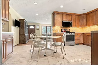 4107 Ashwood Street NW, Canton, OH 44708 - Photo 10
