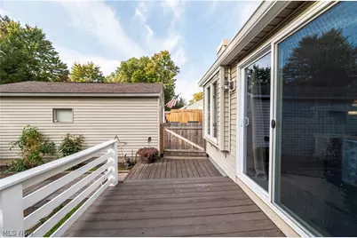 140 S Bon Air Avenue, Youngstown, OH 44509 - Photo 32