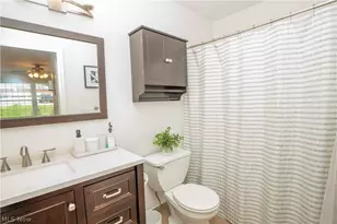 6788 Palmer Dr NW, Canton, OH 44718 - Photo 22