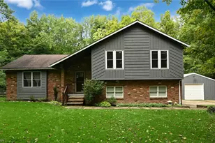 12945 Chamberlain Rd, Aurora, OH 44202 - Photo 2