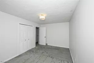12945 Chamberlain Rd, Aurora, OH 44202 - Photo 16