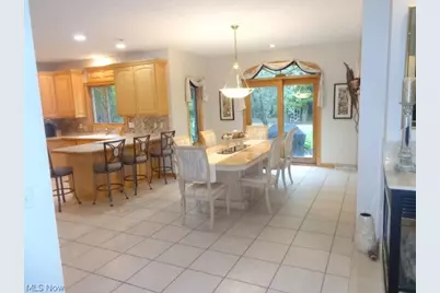 3062 Osage Way, Grandview Heights, OH 44147 - Photo 16