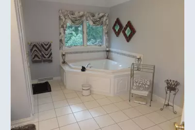 3062 Osage Way, Grandview Heights, OH 44147 - Photo 30