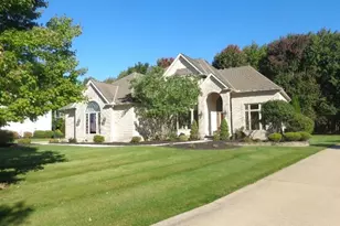 3062 Osage Way, Grandview Heights, OH 44147 - Photo 10
