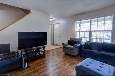 6107 Sky Ridge Avenue NE, Louisville, OH 44641 - Photo 10