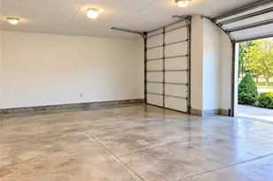 203 River's Edge Dr, Amherst, OH 44001 - Photo 26