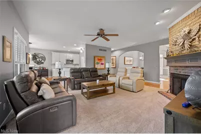8612 Mackenzie Avenue NW, North Canton, OH 44720 - Photo 10