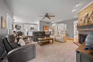 8612 Mackenzie Ave NW, North Canton, OH 44720 - Photo 10