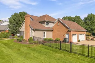 5411 Bridgecreek Ave NW, Canton, OH 44718 - Photo 34