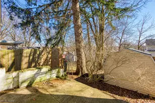 249 W Harris Ave, Ravenna, OH 44266 - Photo 2