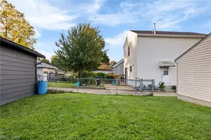 1056 Belden Ave, Akron, OH 44310 - Photo 32