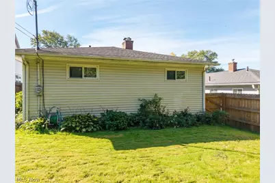 217 Clinton Avenue, Akron, OH 44301 - Photo 28