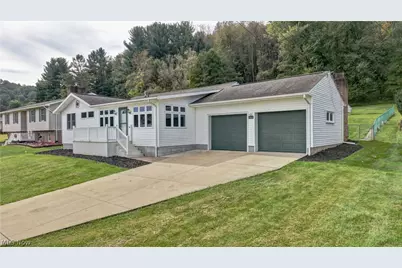 1184 Dawn Drive NE, New Philadelphia, OH 44663 - Photo 2