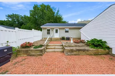 2033 Carlile Drive, Uniontown, OH 44685 - Photo 44