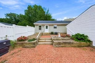 2033 Carlile Dr, Uniontown, OH 44685 - Photo 44