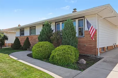 578 E Hillsdale Avenue, Green Hills, OH 44131 - Photo 2