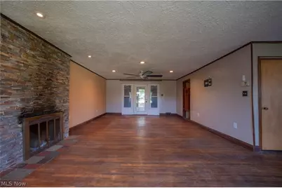 17 Parkview Drive, Conneaut, OH 44030 - Photo 8