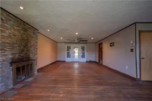 17 Parkview Dr, Conneaut, OH 44030 - Photo 8