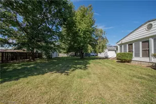 17 Parkview Dr, Conneaut, OH 44030 - Photo 4