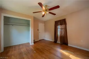 17 Parkview Dr, Conneaut, OH 44030 - Photo 16