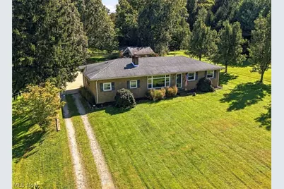 4280 Beechwood Avenue, Alliance, OH 44601 - Photo 1