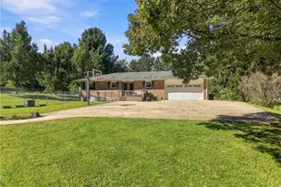 4280 Beechwood Ave, Alliance, OH 44601 - Photo 4