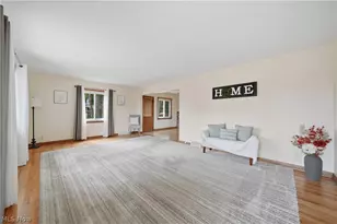 276 Stevenson Ave, Akron, OH 44312 - Photo 2