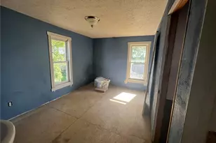107 Elmwood Ave, Barberton, OH 44203 - Photo 10