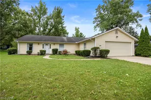 5638 Mills Creek Ln, North Ridgeville, OH 44039 - Photo 2