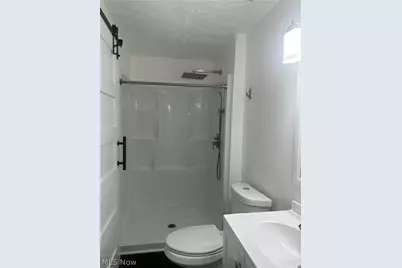 6425 Woodmoor Avenue NW, Canton, OH 44718 - Photo 10