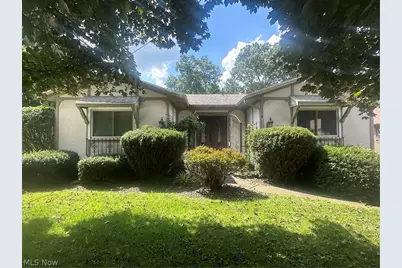 6425 Woodmoor Avenue NW, Canton, OH 44718 - Photo 1