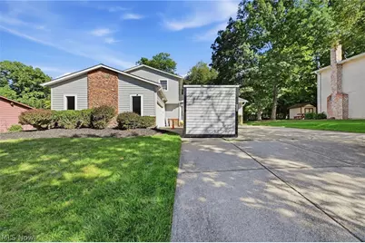 305 Parkland Oval, Brunswick, OH 44212 - Photo 1
