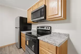 515 Warwick Ave, Zanesville, OH 43701 - Photo 12