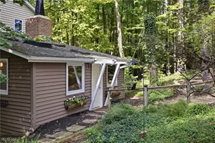 13774 Oak Tree Trail, Chardon, OH 44024 - Photo 2