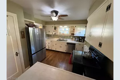822 3rd Street NW, New Philadelphia, OH 44663 - Photo 10