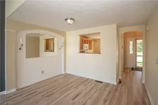 1643 Southpointe Cir NE, Canton, OH 44714 - Photo 22