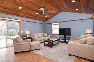 8803 Evergreen Dr, Mentor, OH 44060 - Photo 4