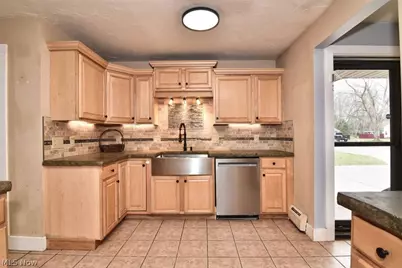 8803 Evergreen Drive, Mentor, OH 44060 - Photo 8