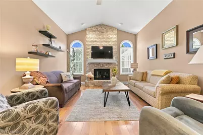 7866 Walnut Street #B, Boardman, OH 44512 - Photo 6