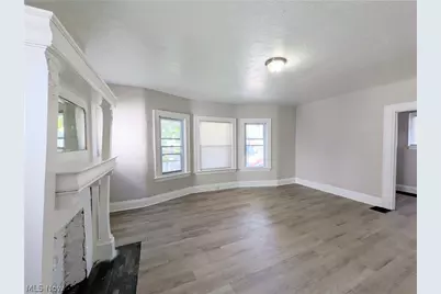 10721 Columbia Avenue, Loveland, OH 44108 - Photo 14