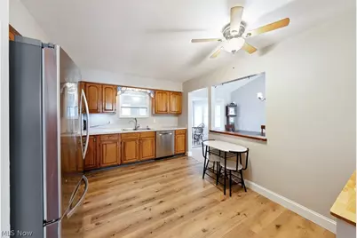 111 Edgefield Drive, Elyria, OH 44035 - Photo 6