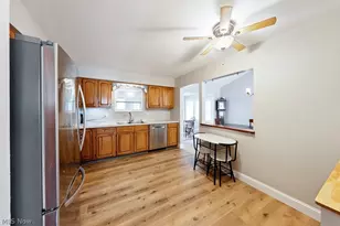 111 Edgefield Dr, Elyria, OH 44035 - Photo 6
