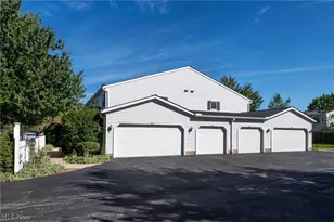 17677 Eastbrook Trail, Chagrin Falls, OH 44023 - Photo 34