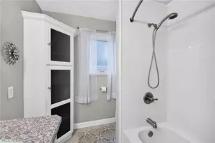 9083 Terrace Park Dr, Mentor, OH 44060 - Photo 18