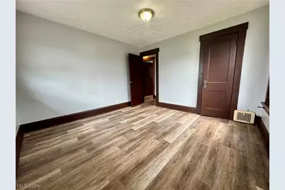 2307 10th Street SW, Canton, OH 44706 - Photo 18