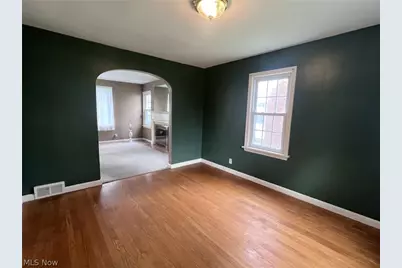 350 Harter Avenue NW, Canton, OH 44708 - Photo 8