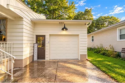 1966 Cranbrook Drive, Youngstown, OH 44511 - Photo 4